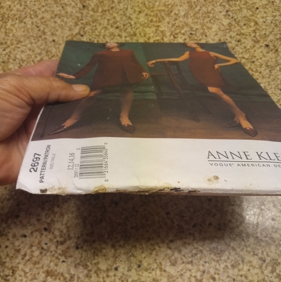 Vogue Sewing Pattern 2697 Misses' Women's Petite Jacket Dress Size 12-16 Uncut - Picture 5 of 5